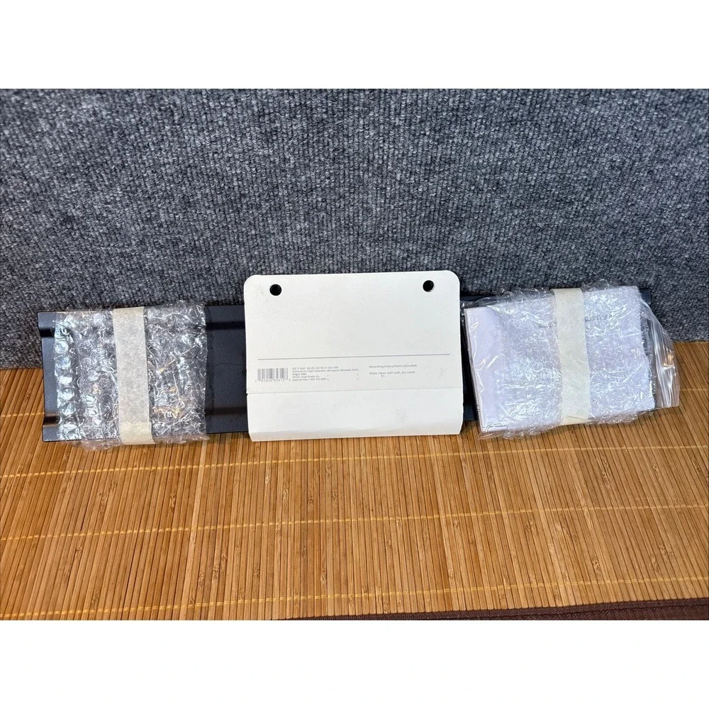 Brightroom Iron Hooks~5 Hooks~Powder coated Metal - Picture 3 of 3